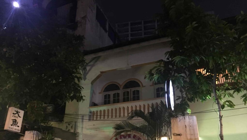 ホーチミン・カラオケ店ジャンボ（jumbo）